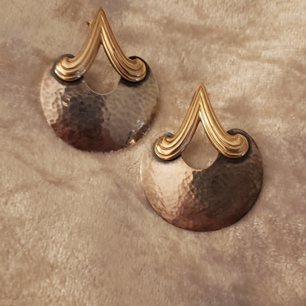 James Avery retired art deco inspired earrings